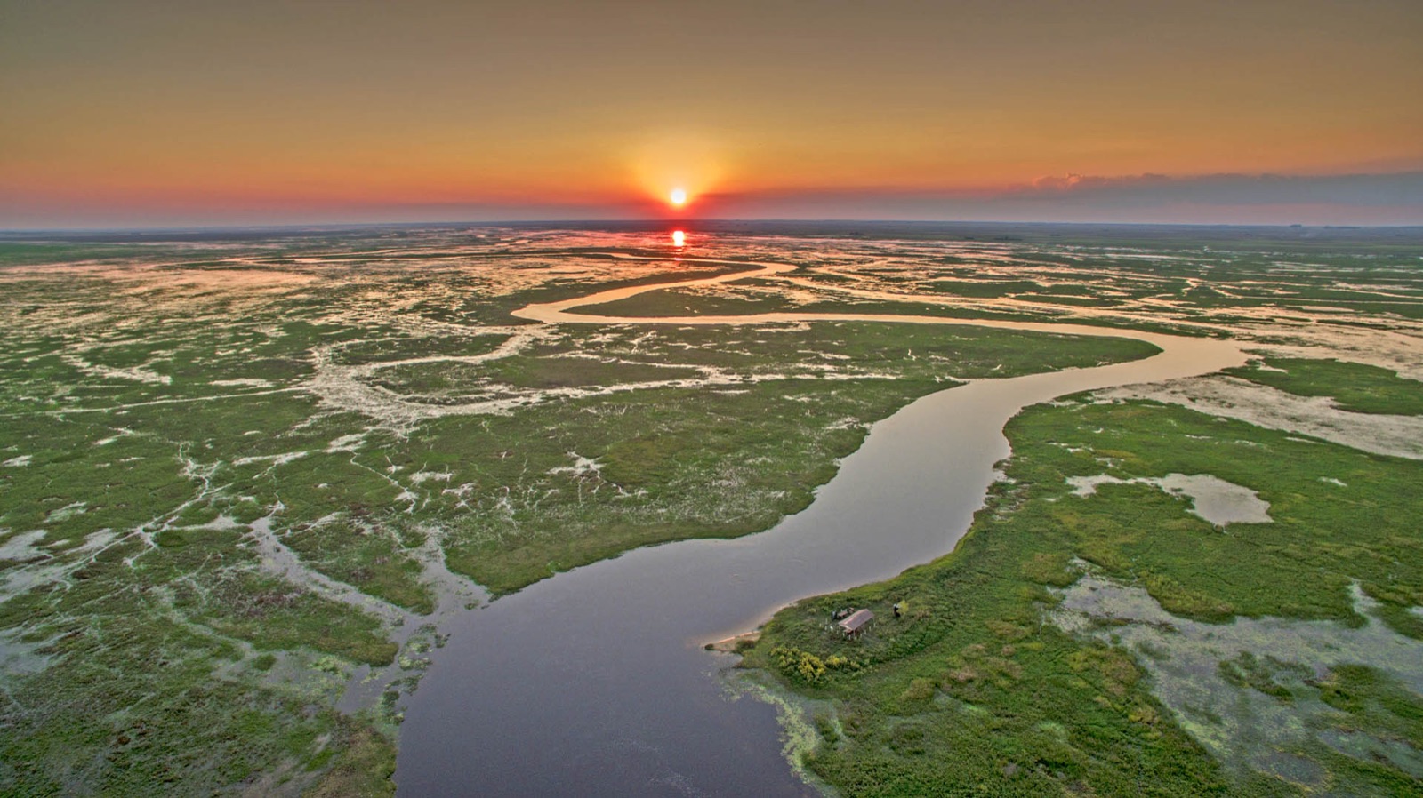 Esteros del Iberá au coucher du soleil, Corrientes, Argentine