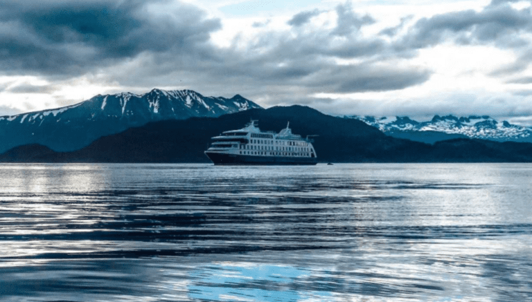 How to Travel to Antarctica from Ushuaia: Best Time, Costs & Itinerary