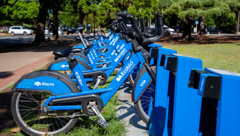 Comment utiliser Ecobici à Buenos Aires en 2026 : Guide Touristique sans DNI + Itinéraire Panoramique