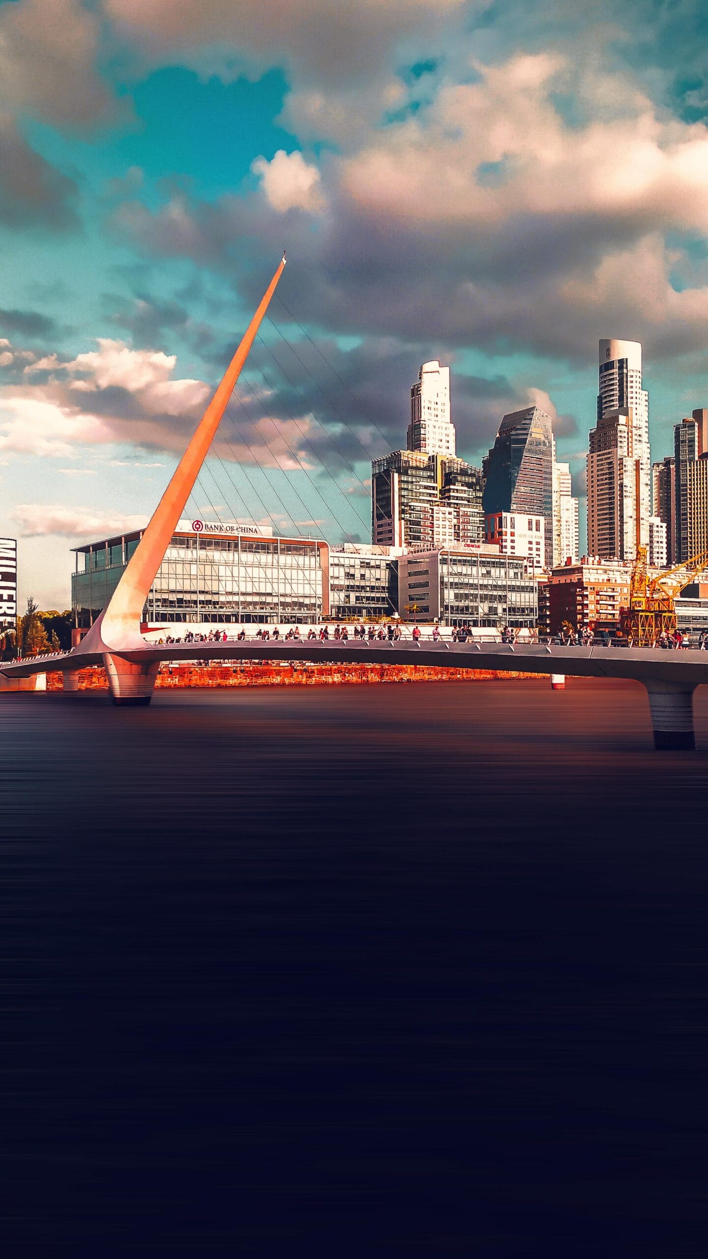 Skyline de Puerto Madero al llegar a Buenos Aires desde el río