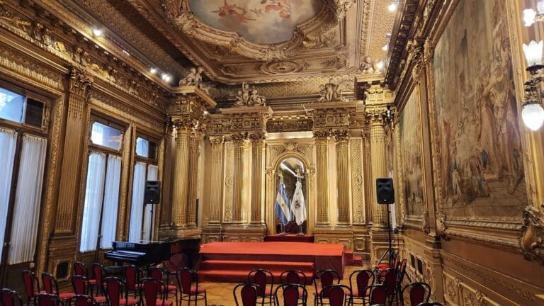 Casa de la Cultura: Inside the Old La Prensa Building on Avenida de Mayo
